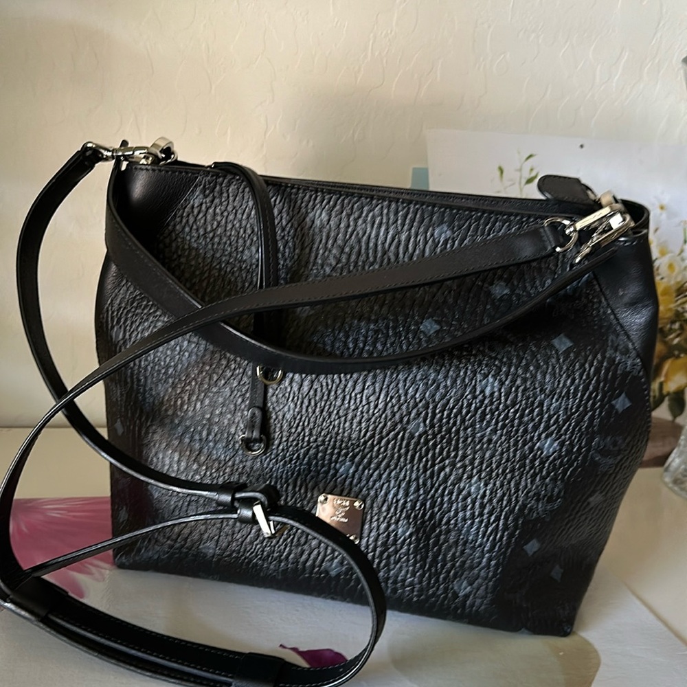 NEW PRICE! MCM Klara Medium Visetos Shoulder/Crossbody bag- Black